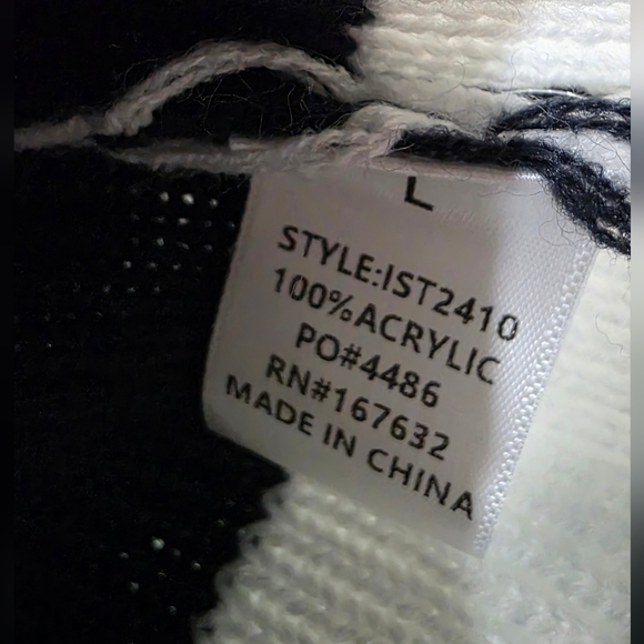 Women's Black and White Striped Sweater - Picture 4 of 4